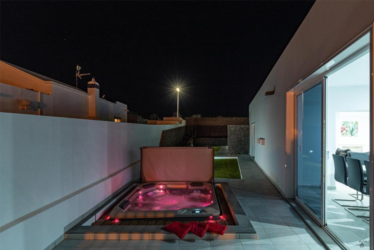 Villa Rossa - Villas Now - Lh215 By Villas Now Ltd Playa Blanca  Eksteriør billede